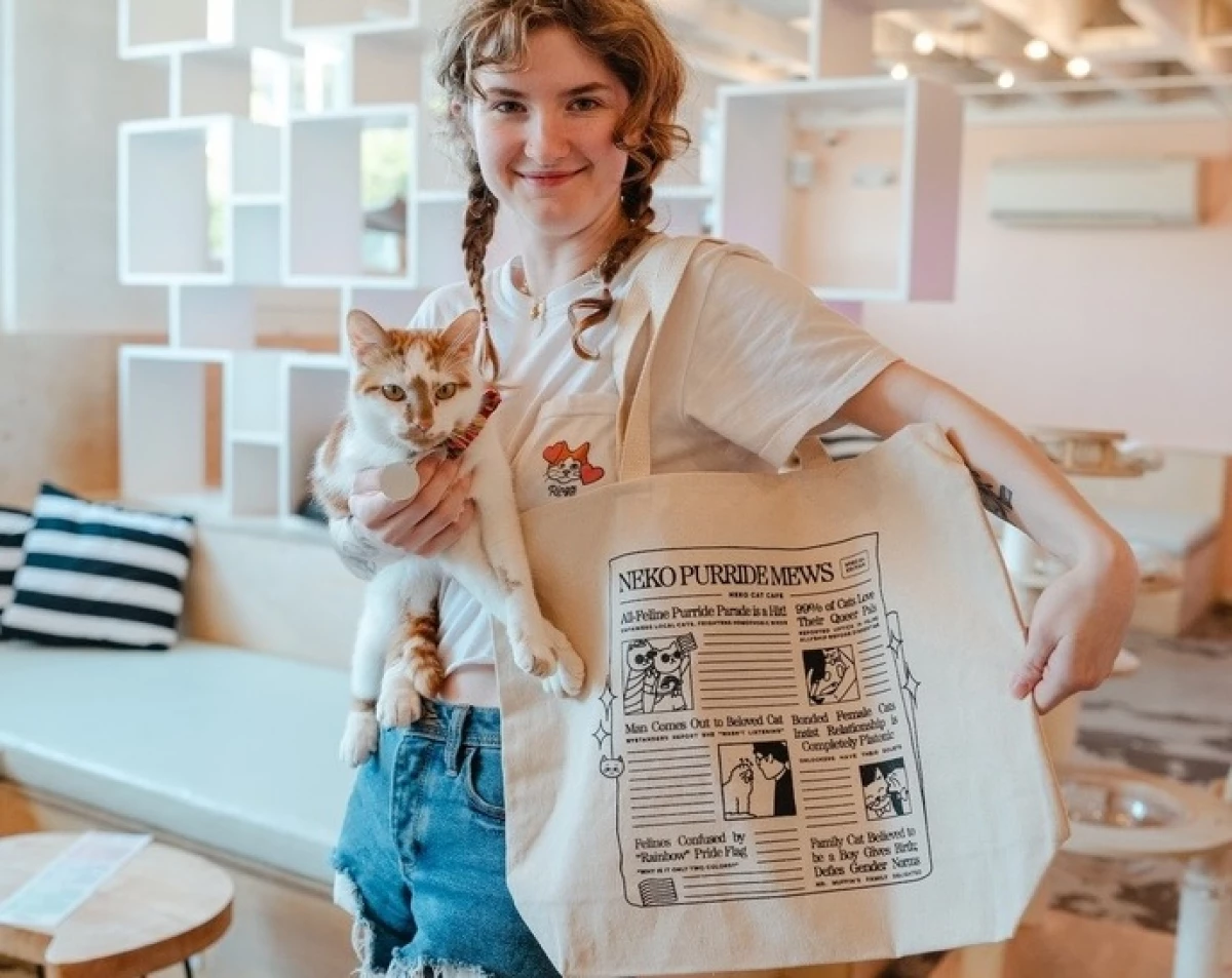 PURRIDE NEWS TOTE BAG